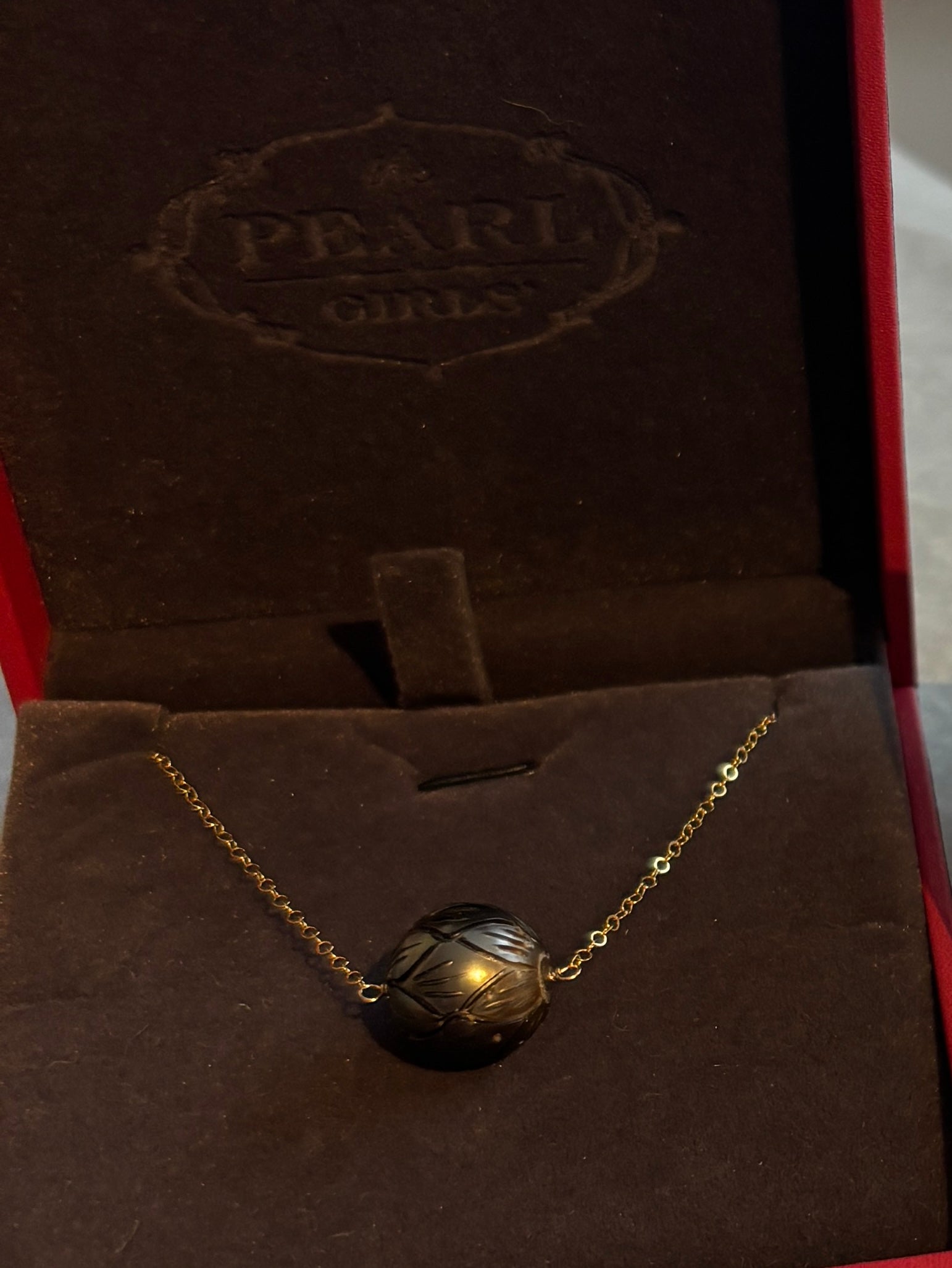 Single Tahitian Black Pearl Necklace - Carved
