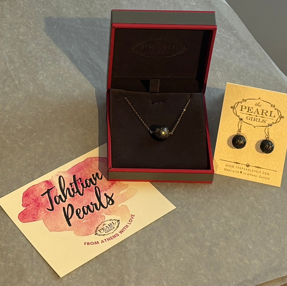 Single Tahitian Black Pearl Necklace - Carved