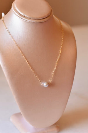 Abstract Pearl Necklace (Gold Plated)