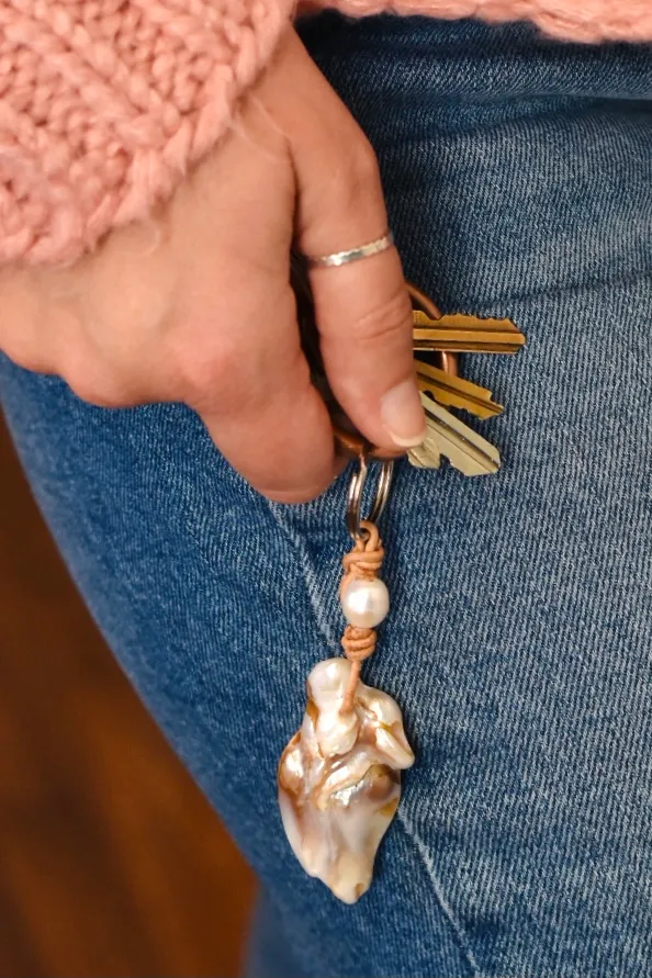 Pearl keychain discount