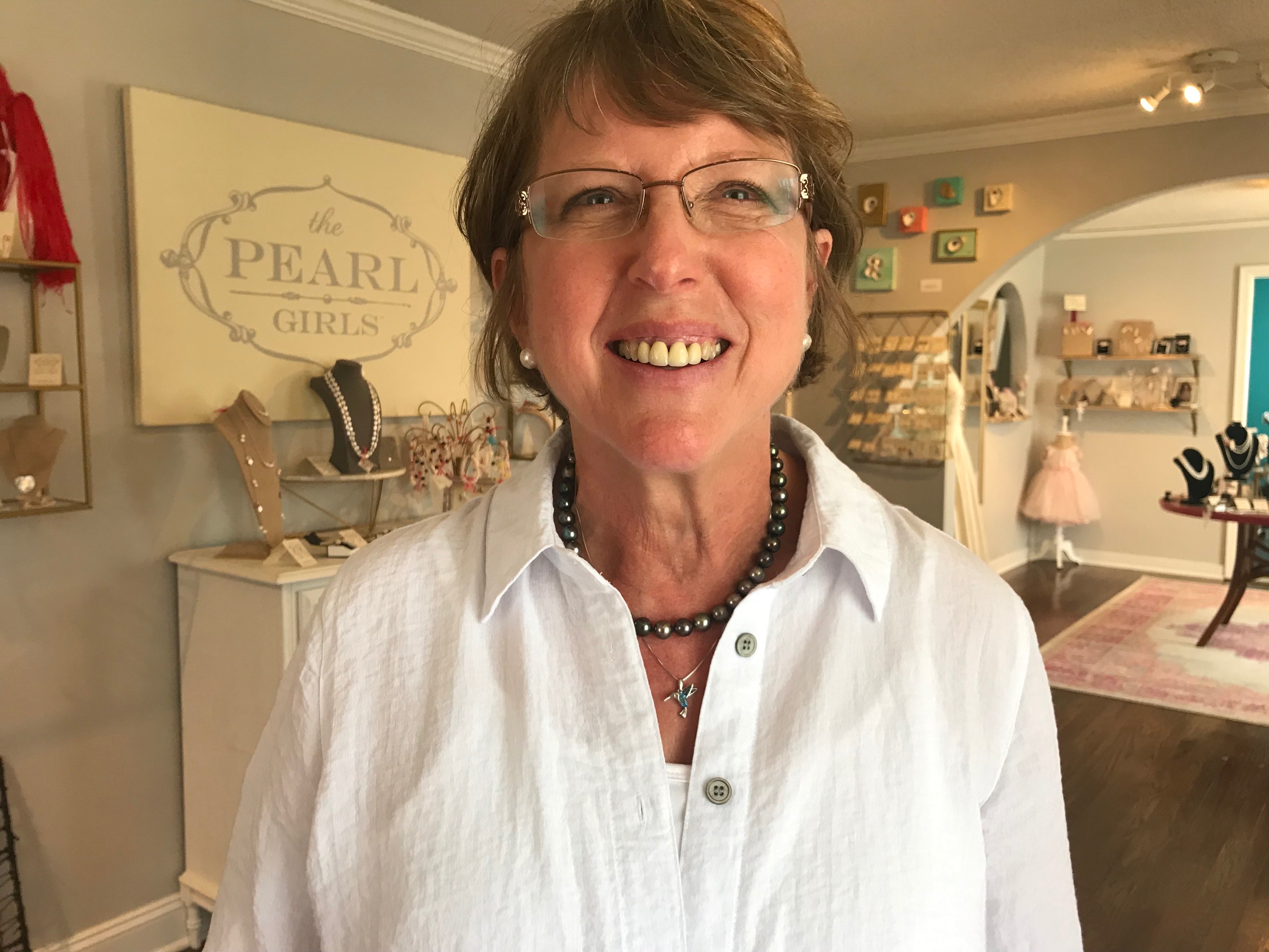 Learn How To Knot Pearls - Private Class