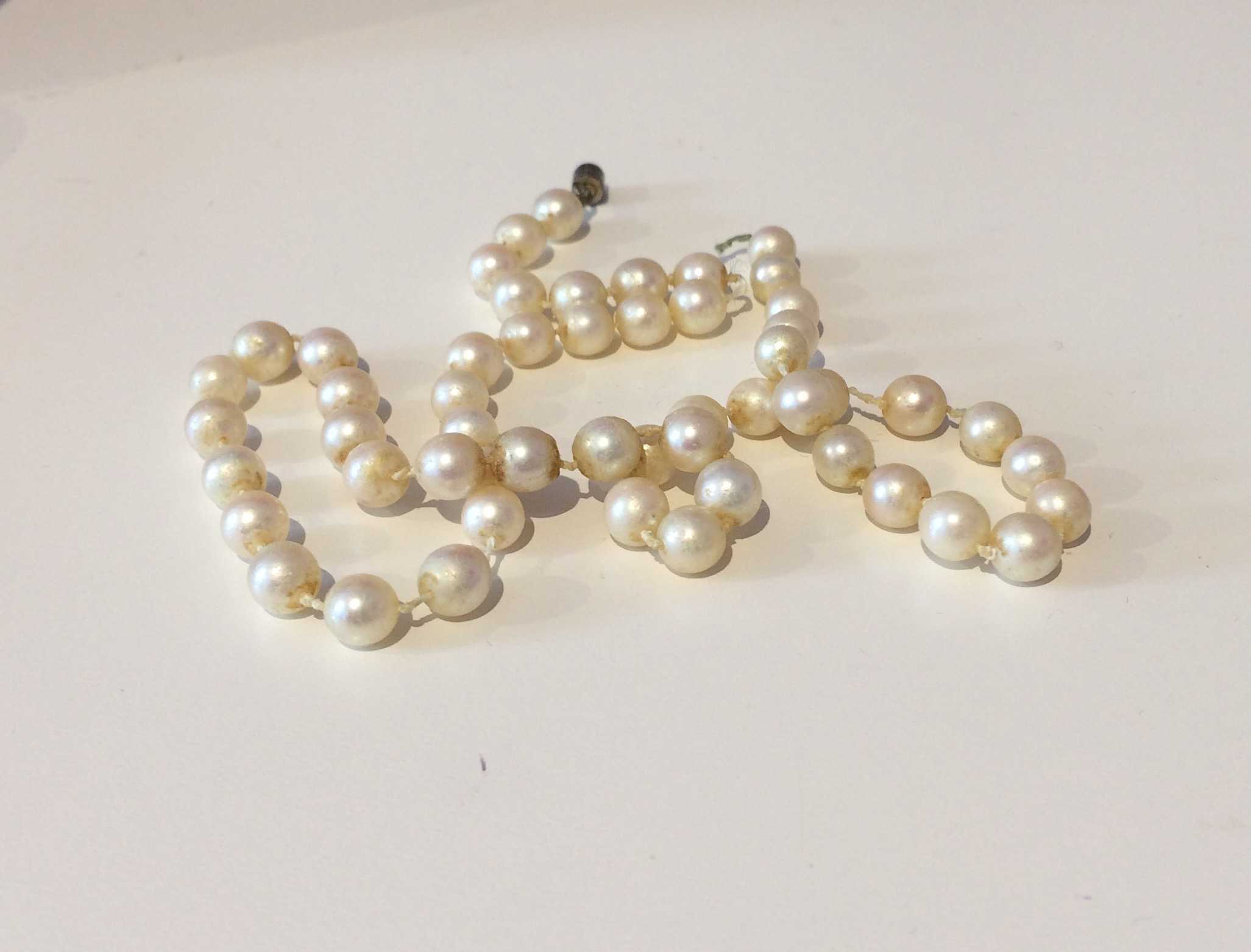 Pearl Cleaning