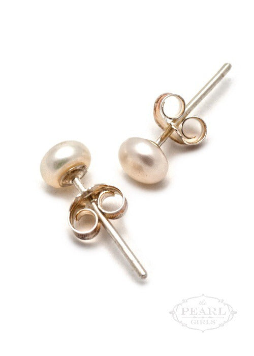 small white pearl stud earrings, the pearl girls, southern pearl jewelry, classic pearl jewelry, understated pearl earrings, pearls for young girls, pearl jewelry for gift giving, american made pearl jewelry