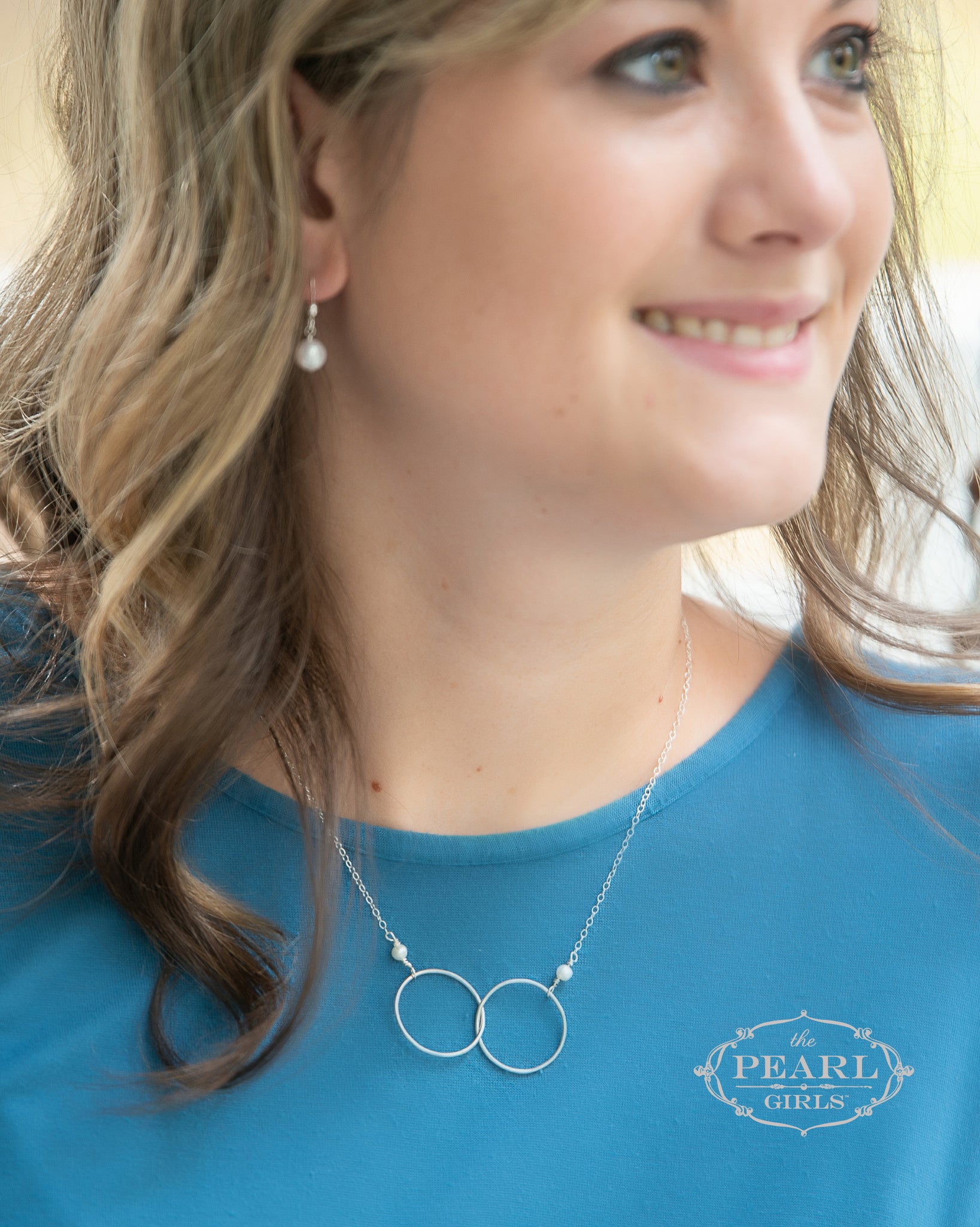 we two rings - the Pearl Girls - infinity necklace - silver